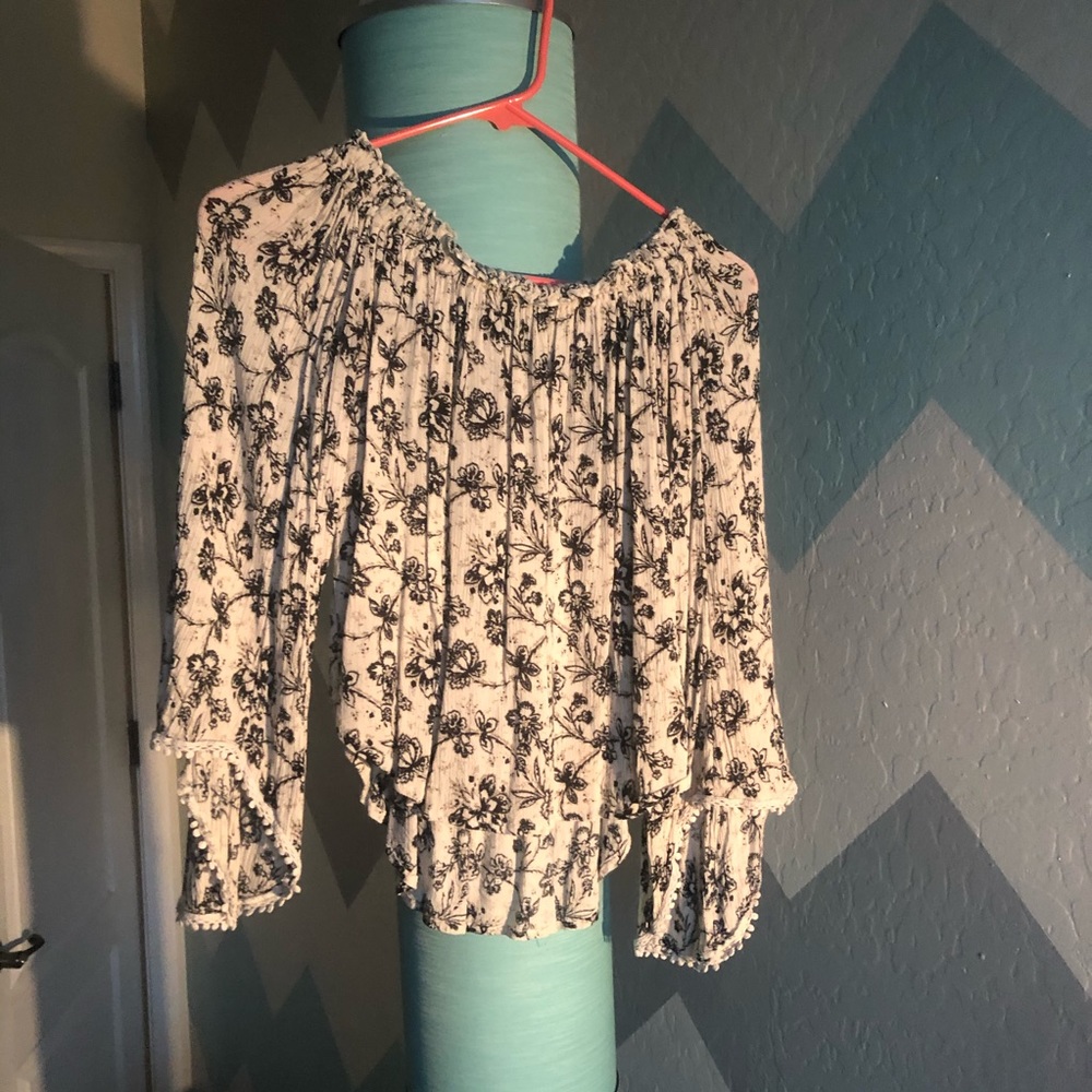 Cropped off the shoulder blouse!!!!
